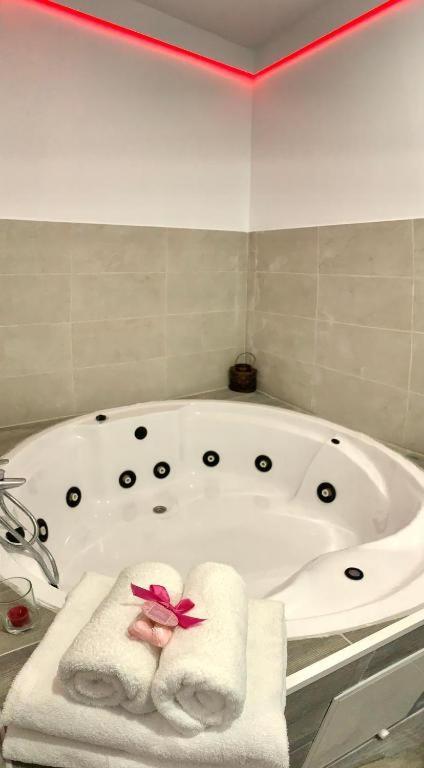 Hostal El Castillo Alcalá de Guadaira Exteriér fotografie